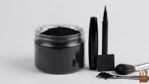 Iron Oxide Black คืออะไรในสูตรเครื่องสำอาง