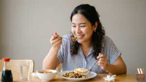 อาหารเค็มทำให้บวมน้ำ น้ำหนักขึ้น และหุ่นพังได้โดยไม่รู้ตัว