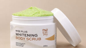 สครับชาเขียว Green Tea Body Scrub ขนาด 250 กรัม